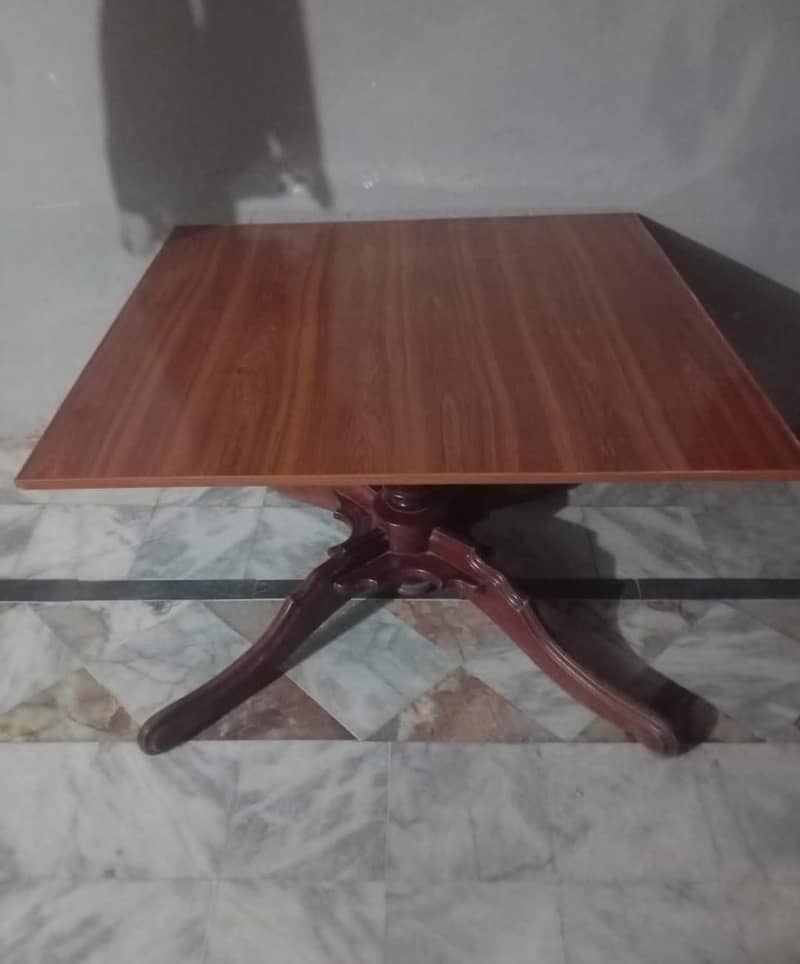 Dining Table 0