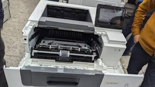 HP laserjet 404DN Printer