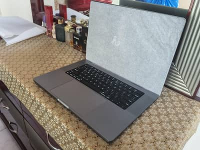 MACBOOK PRO M2 2022 13" 8/256 ‎8/256