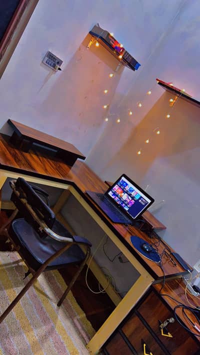 Corner L Shaped Table