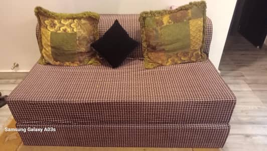 slightly used sofa com bed of diamond foam