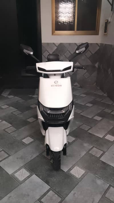 Scotty eveon joy  model  2025