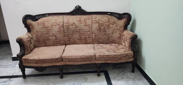 5 Seater home used Sofa for Sale