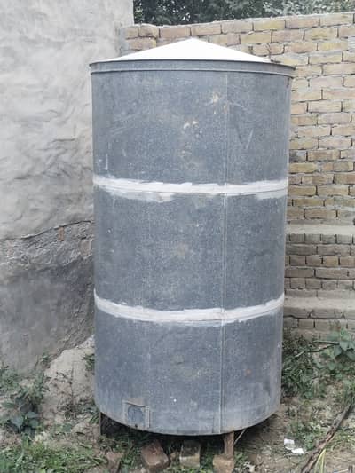 Wheat storage drum
