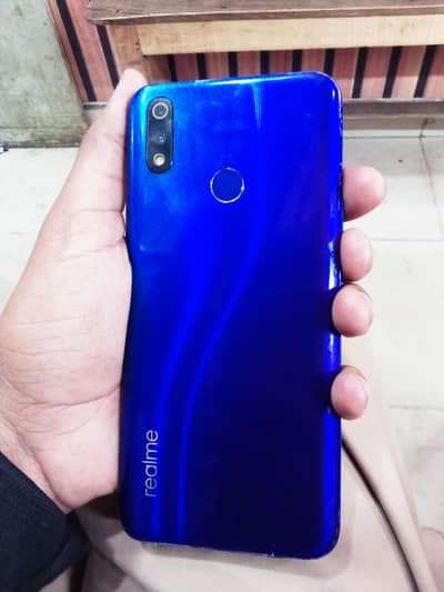 realme 3 pro