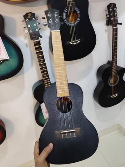 ukulele branded Full mohagny wood