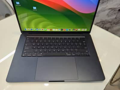 MACBOOK AIR 15 INCH M2 LAPTOP