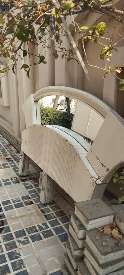 2 single beds & one king size bed cheap price