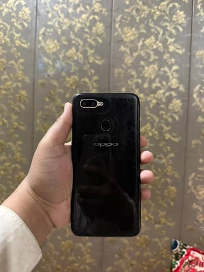 oppo a5s pta 3gb RAM 32 storage