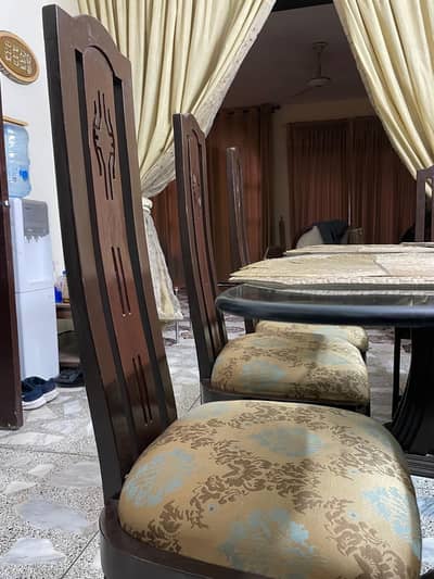 Dining Table with 8 Chairs