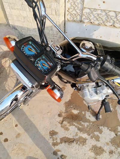 self star honda 125  urgent sale