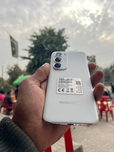 Tecno spark 40 pro plus Urgent For Sale .