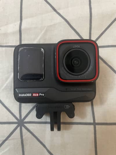 Insta360 Ace pro (Mint Condition)