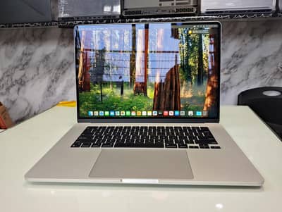 MacBook air m3 15 INCH 16/512 laptop
