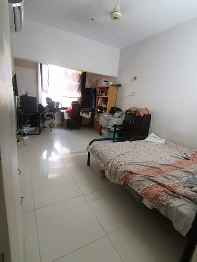 two bed dd ground floor portion for rent in johar