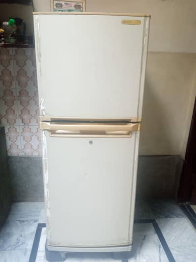 Orient refrigerator Medium size Use Condition