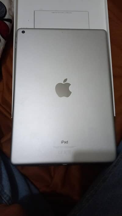 iPad 9th gen 64GB