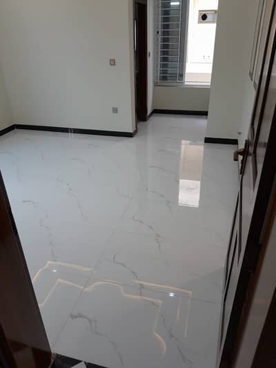 10 Marla Lower Ground (Basment)