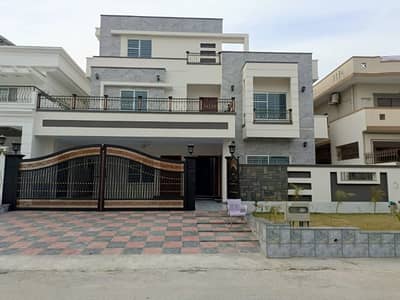 G-13 1 Kanal 50x90 House Available for sale