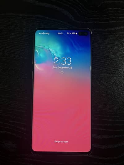 Samsung s10 plus up for sale