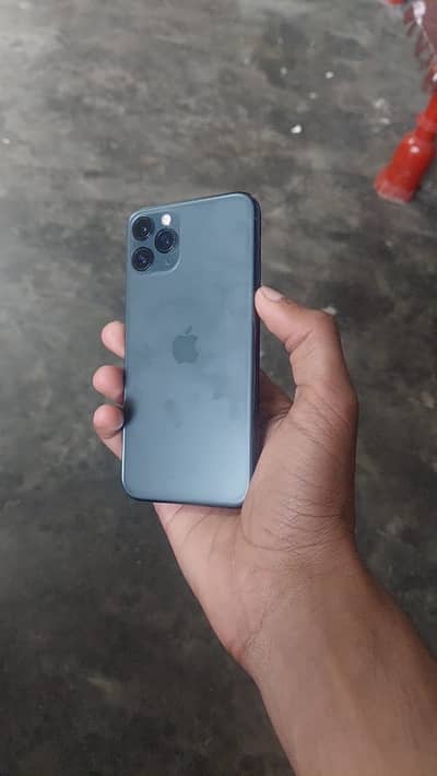 Iphone 11 pro sim lifetime working