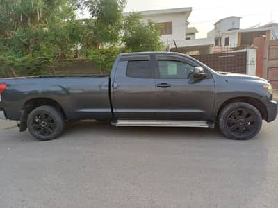 Toyota tundra 2008