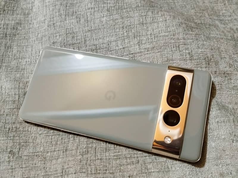 Google pixel 7 pro 2