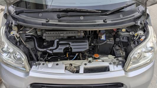 diahatsu move custom full option.