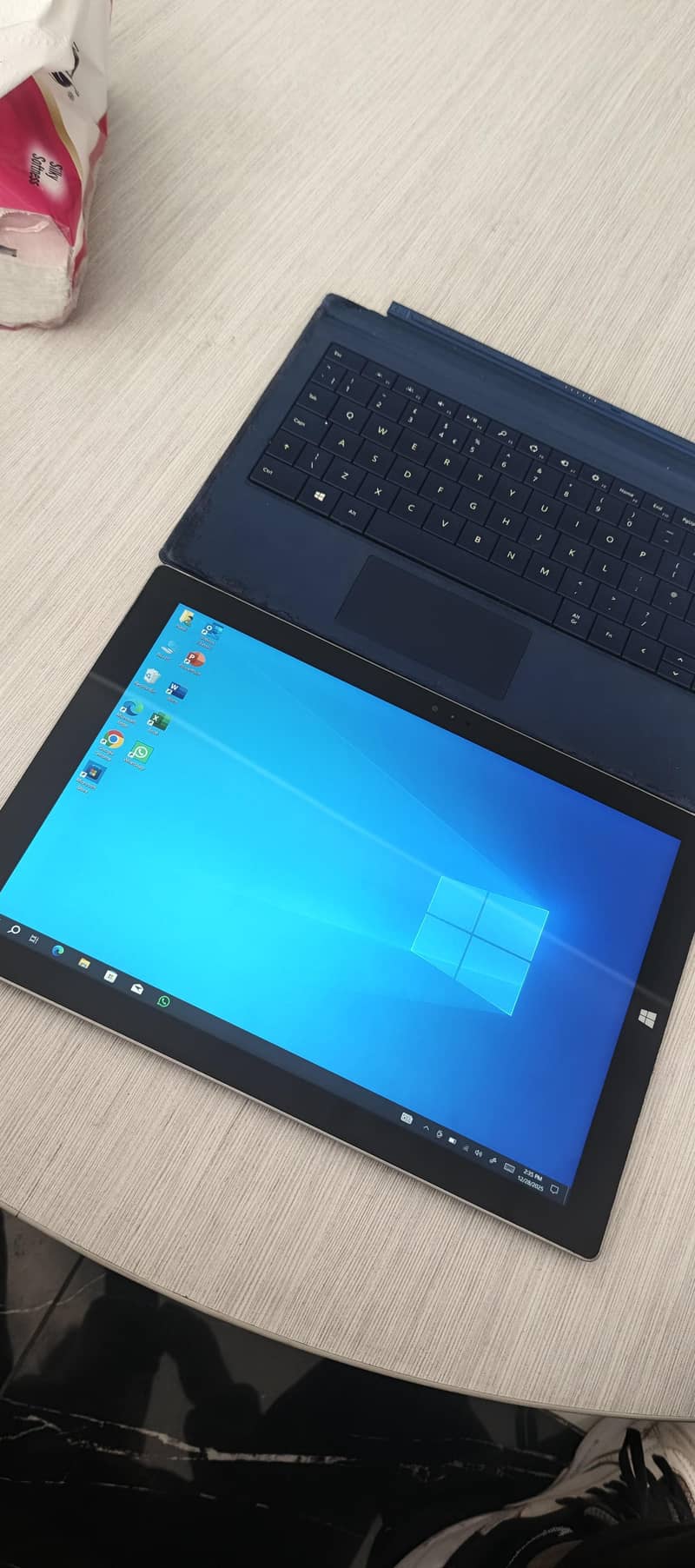 Microsoft Surface 8