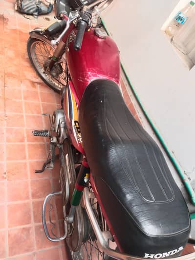 Honda 70 2015 Model  03038942727 Only call