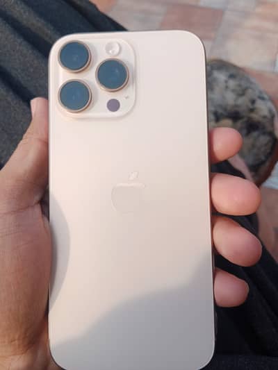 Apple iPhone 16 Pro Max