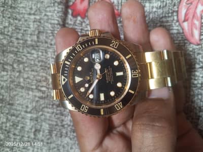 ROLEX GOLD SUBMARINER