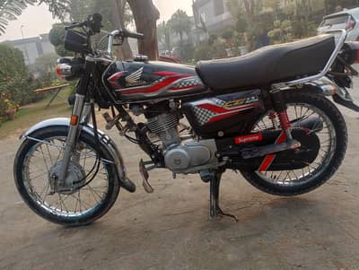 125 Honda  har chij available hai copyi file  2022 model