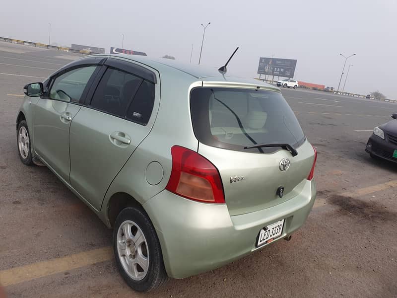 2006 model vitz 8