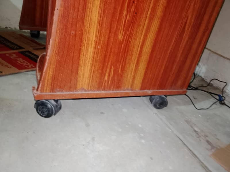 Computer Table/Rack 2