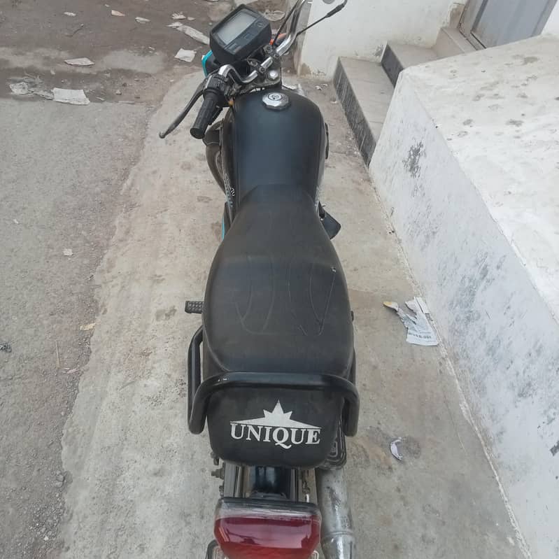 Unique2019 کورنگی ناصرکالونی 2