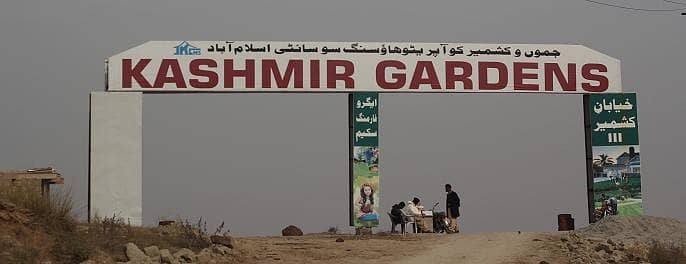 20 Kanal Farm House for Sale in JKCHS Kashmir Garden, Zone 4 Prime Location