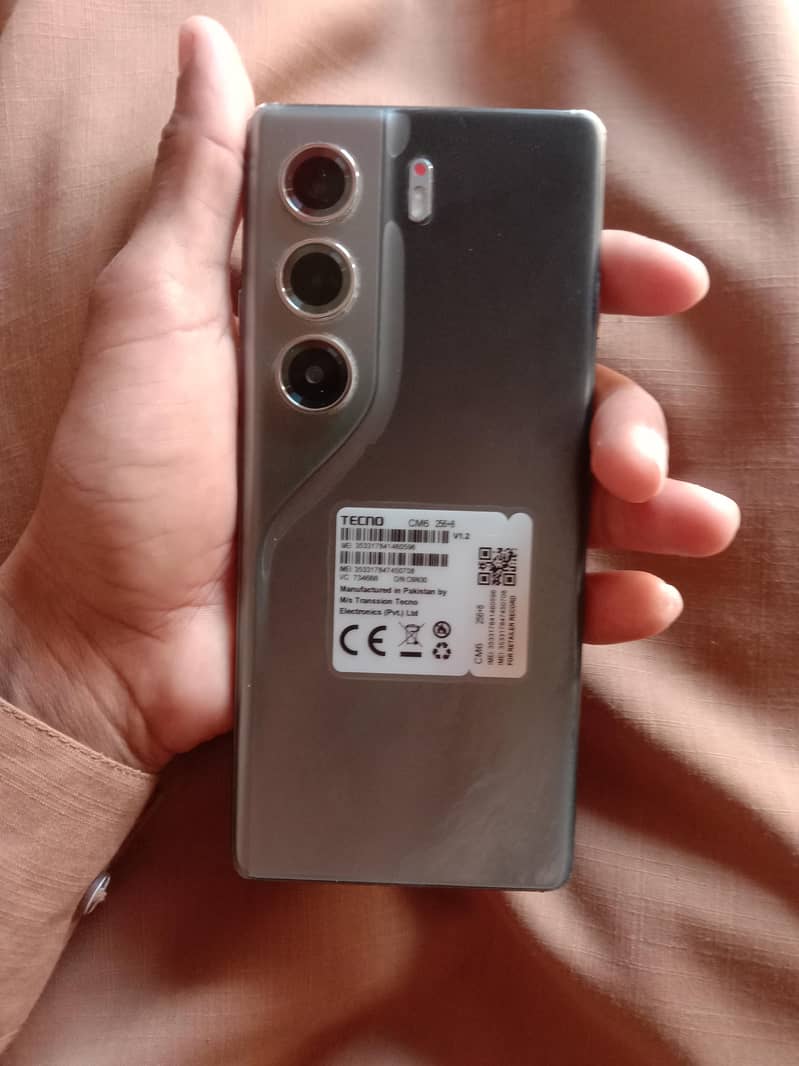 Camon 40 pro 0