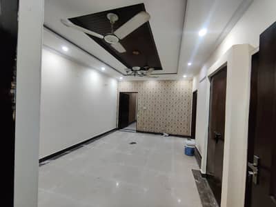 7 Marla Upper Portion In Kashmir Block Allama Iqbal Town