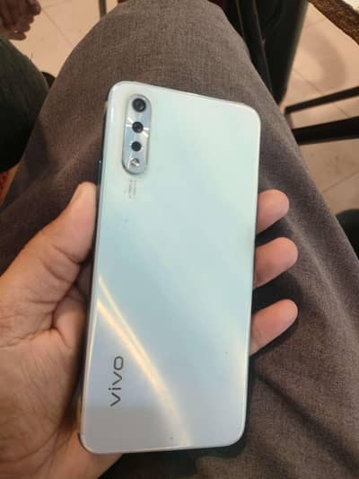 Vivo S1