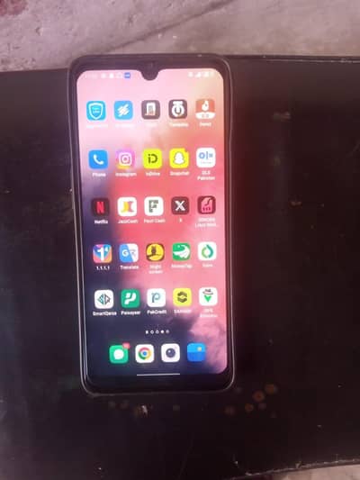 . One plus 7T 8/256GB One handed Use