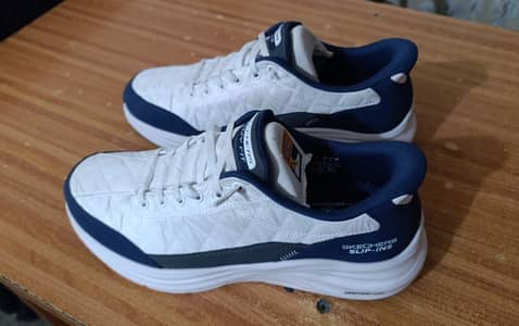 Sketchers Cozy Fit Shoes (Size 43 UK size 10)