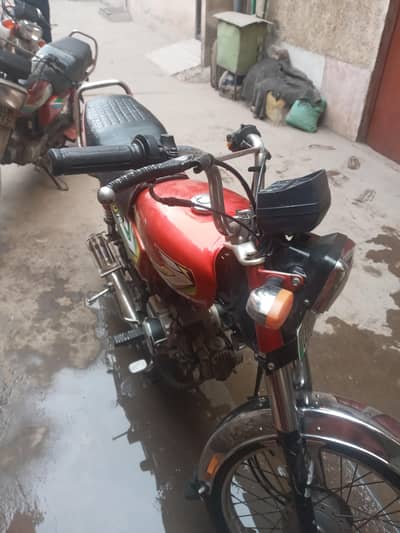 Unique CD 70 modal 2013 Ungat sale