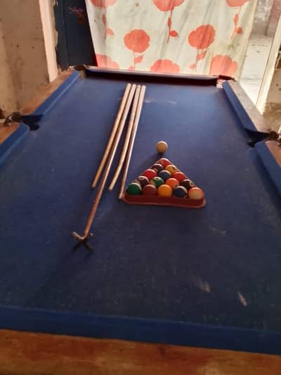 snooker table