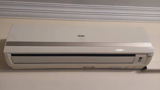 haier 1.5 ton non-inverter ac in excellent condition