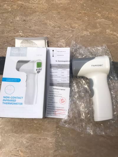 Famidoc FDIR-V22 Non-Contact Infrared Thermometer