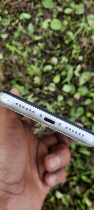 iphone 11 non pta gd condition