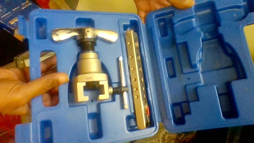 Flaring Tool 1
