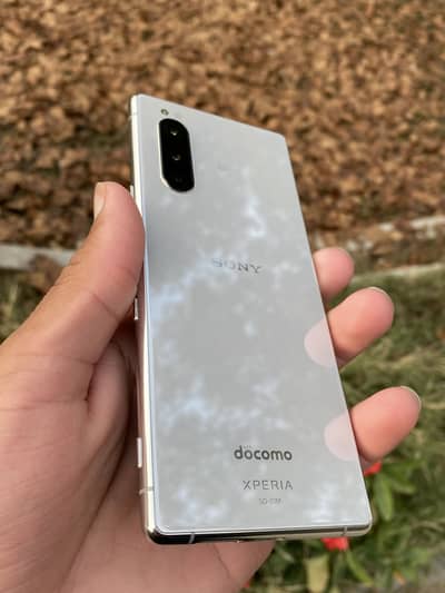 Sony Xperia 5