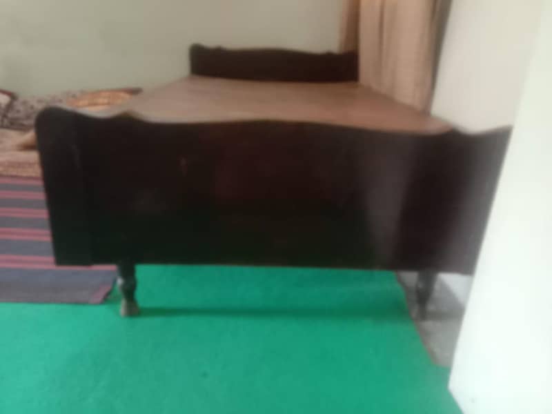 single bed 2 4